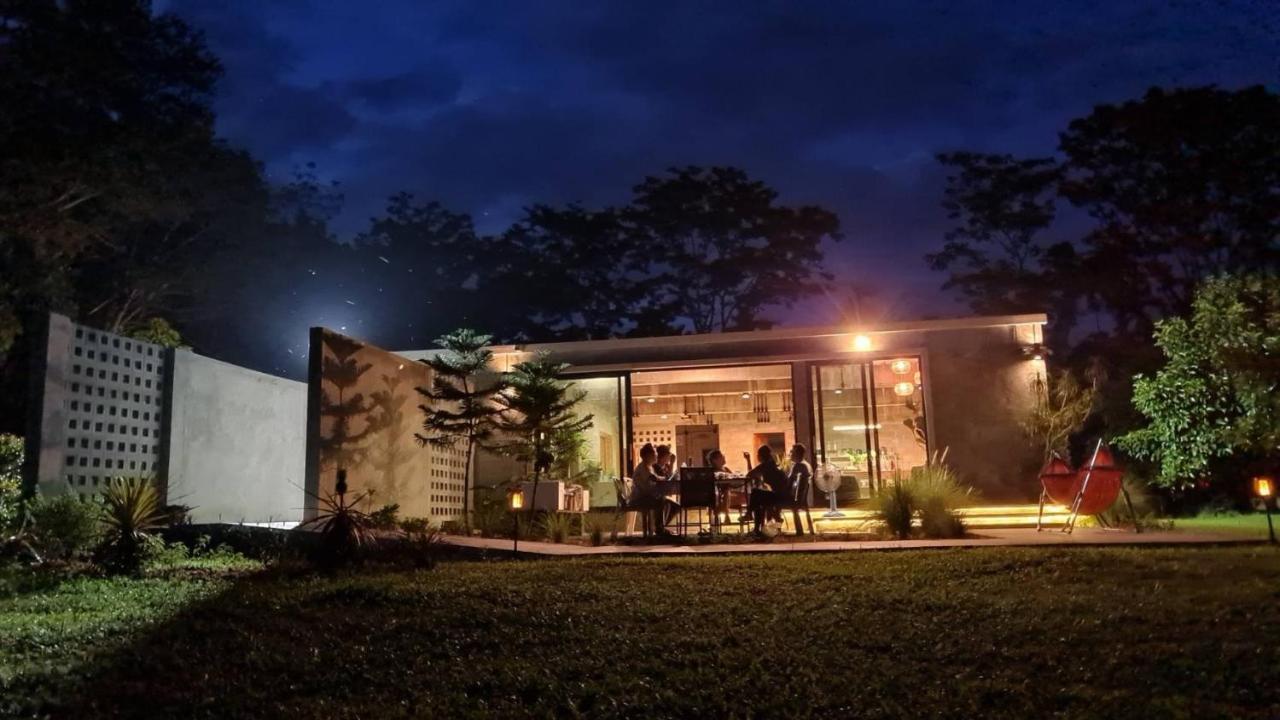 The Box Promkiri Lägenhet Nakhon Si Thammarat Exteriör bild