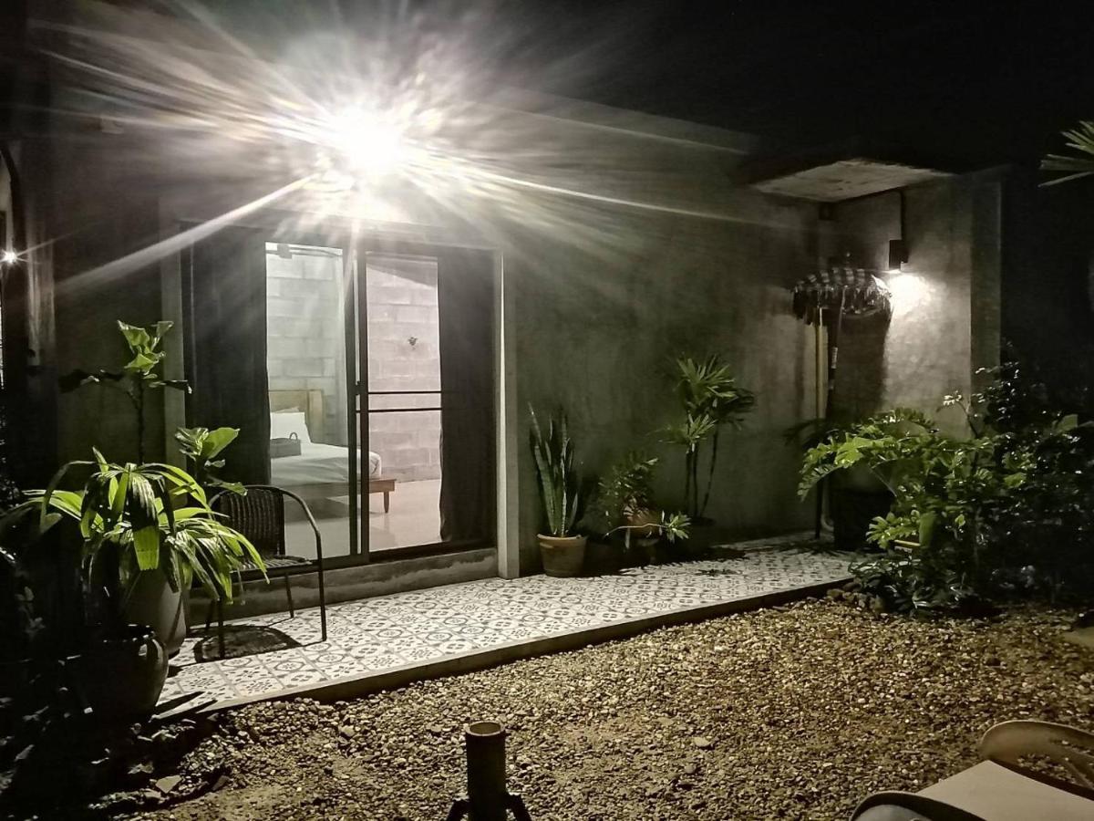 The Box Promkiri Lägenhet Nakhon Si Thammarat Exteriör bild
