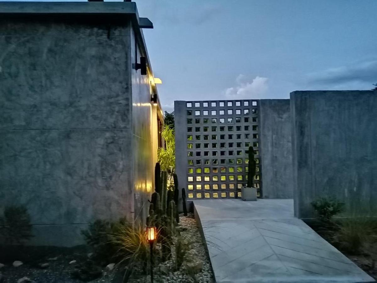 The Box Promkiri Lägenhet Nakhon Si Thammarat Exteriör bild