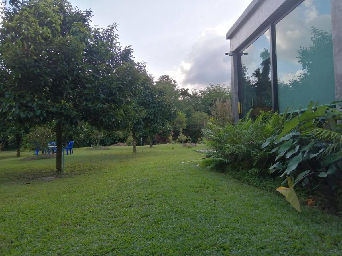 The Box Promkiri Lägenhet Nakhon Si Thammarat Exteriör bild