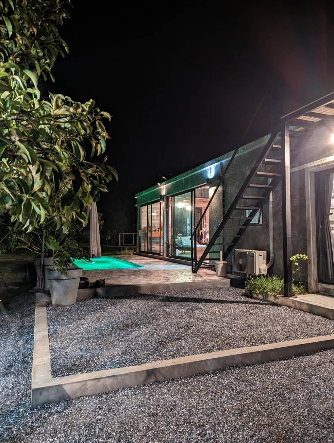 The Box Promkiri Lägenhet Nakhon Si Thammarat Exteriör bild