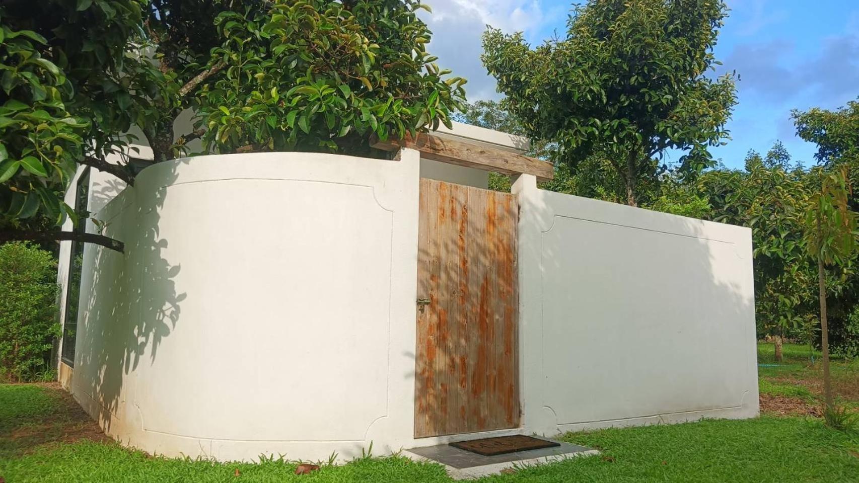 The Box Promkiri Lägenhet Nakhon Si Thammarat Exteriör bild